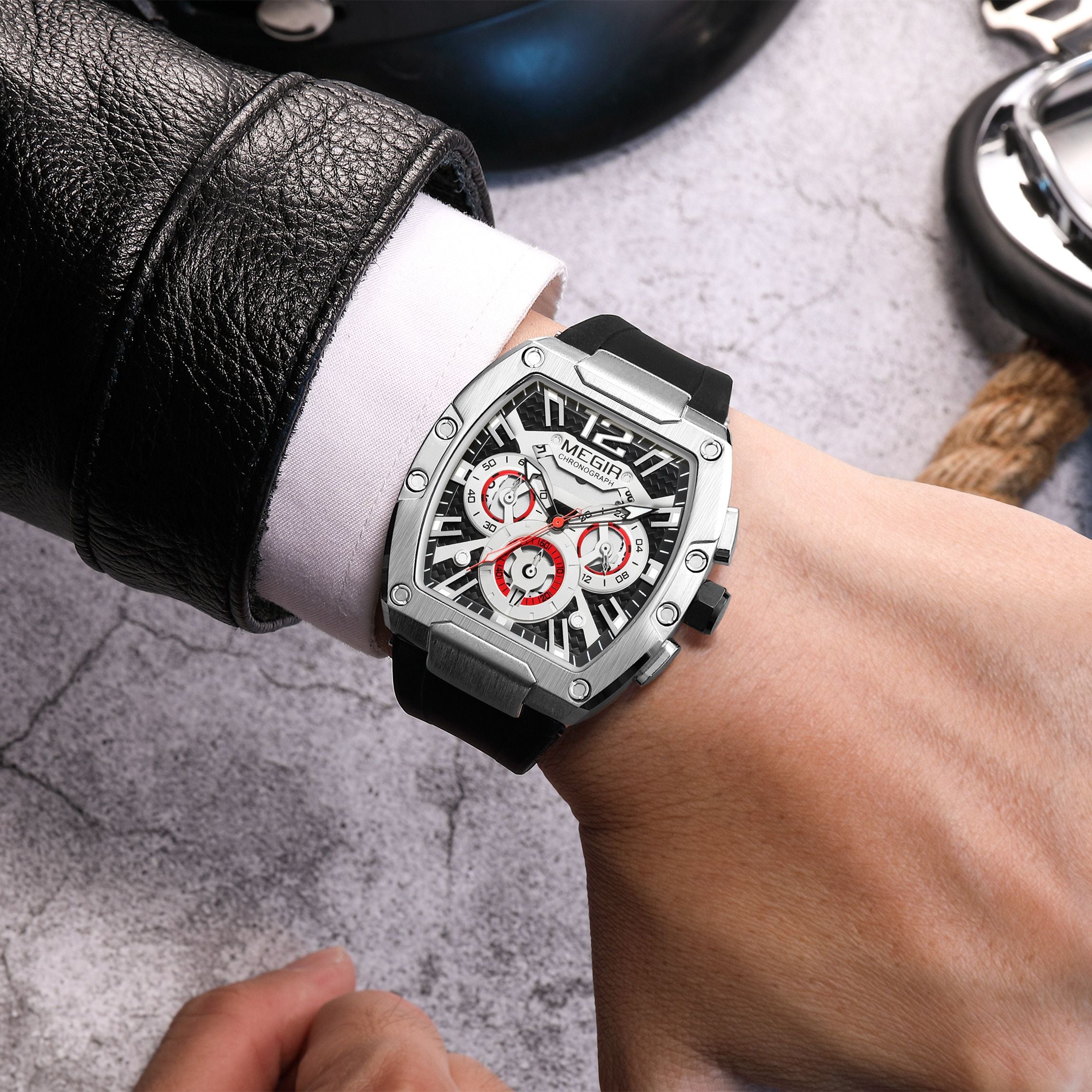 MEGIR Chronograph Luxury Sport Quartz Watch Men Waterproof Luminous Silicone Casual Big Dial Wristwatch Auto Date Reloj Hombre 8112