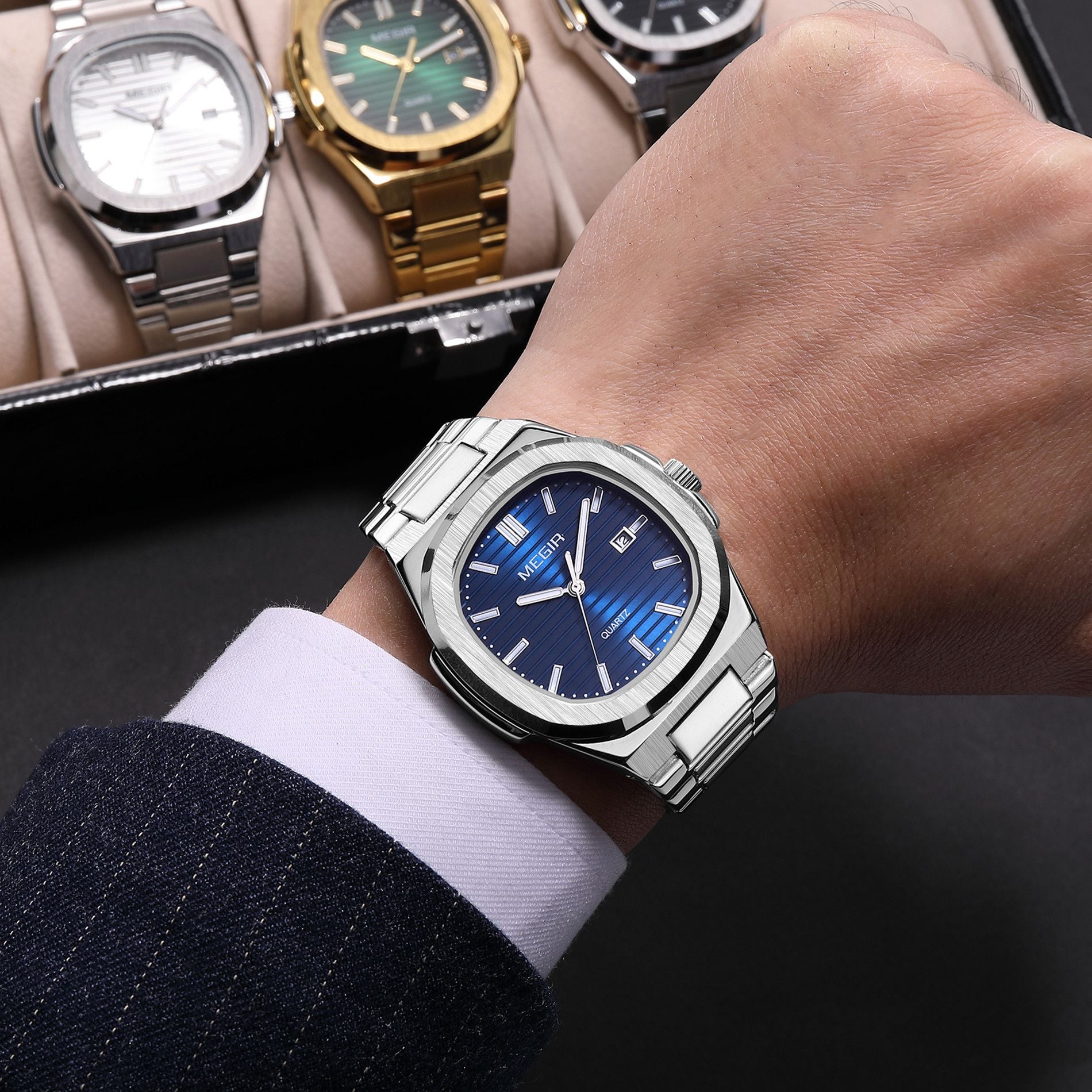 MEGIR Luxury Brand Men Business Watches Waterproof Male Clock Stainless Steel Luminous Quartz Sports Wristwatch Montre Femme 1084-1
