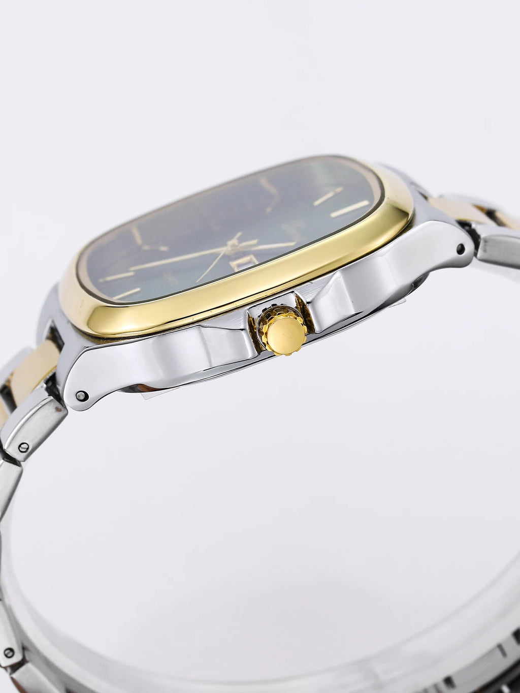 Casual Fashion  Waterproof Quartz Watch For Men Glow-in-the-dark stainless steel square wristwatch